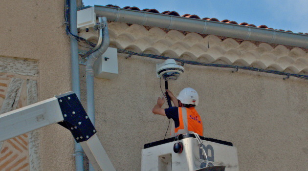 Installation des caméras de surveillance